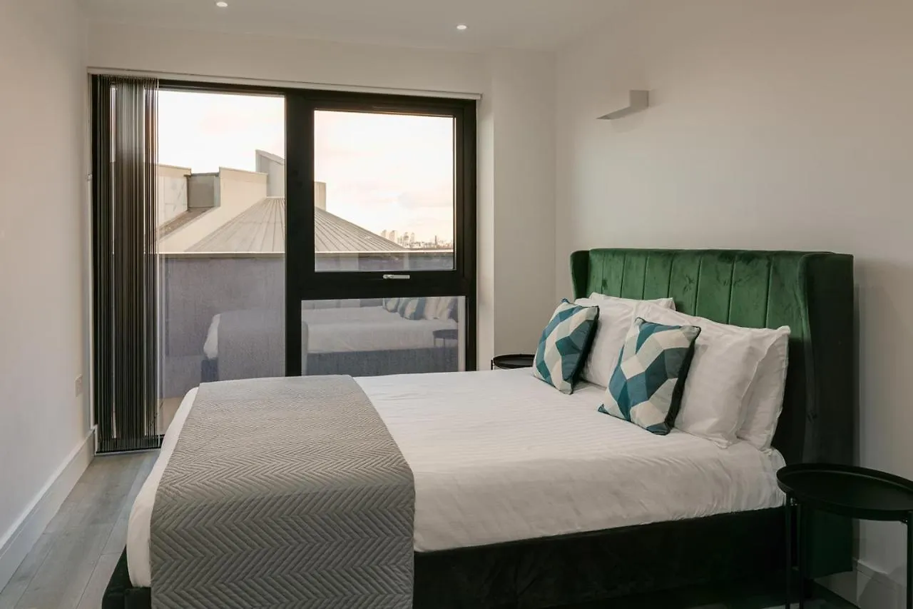 Charles Hope London Brentford Apartment United Kingdom