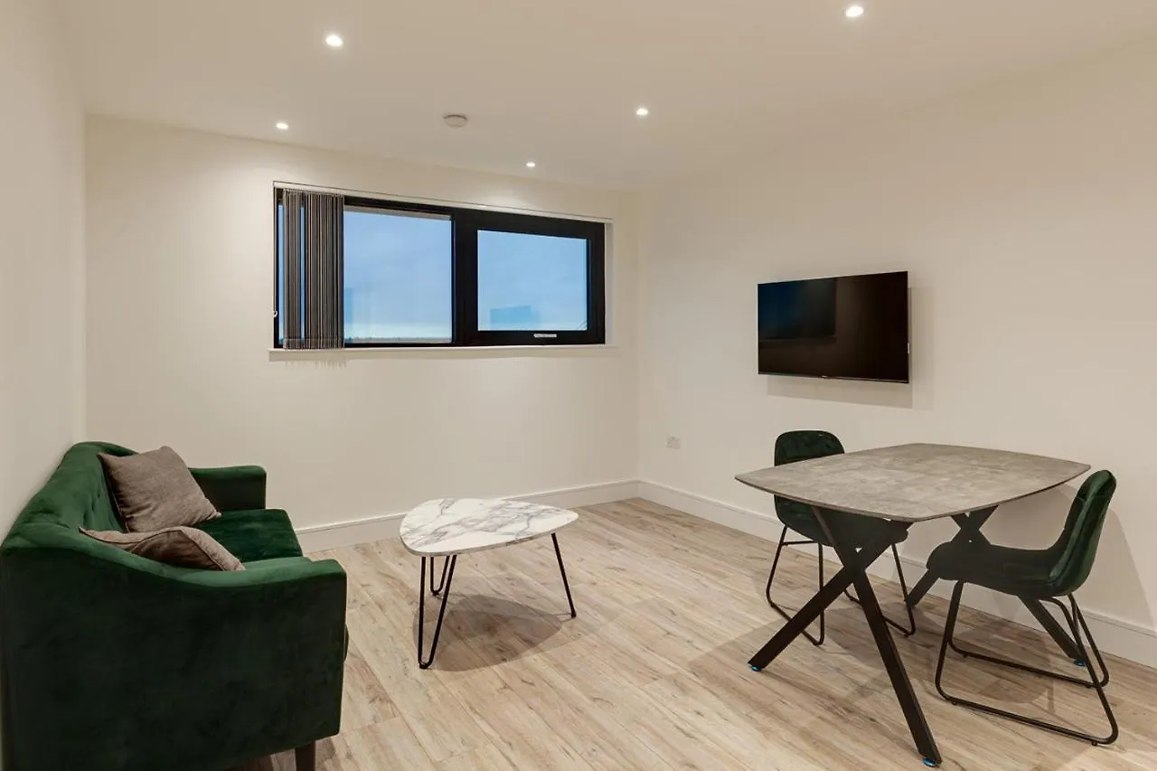 Charles Hope London Brentford Apartment